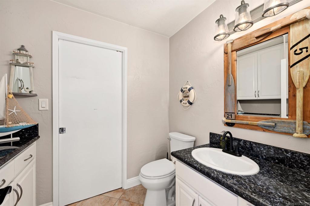 3025 Chicago Property Photo 23