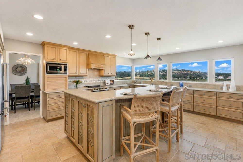 942 Santa Hidalga Property Photo 10