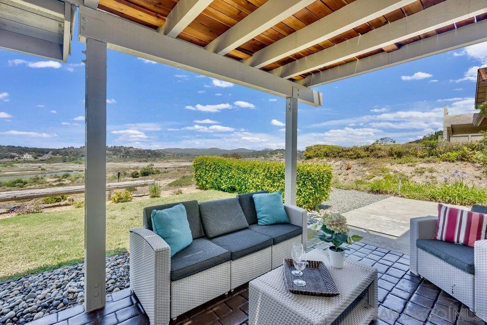 942 Santa Hidalga Property Photo 18
