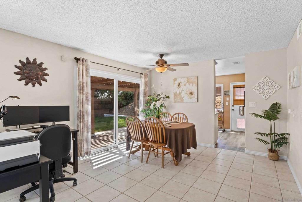 1619 Curry Comb Dr Property Photo 6