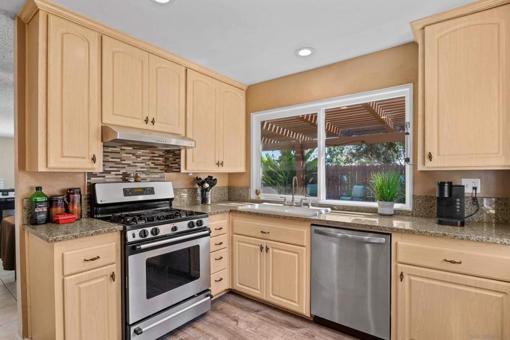 1619 Curry Comb Dr Property Photo 8
