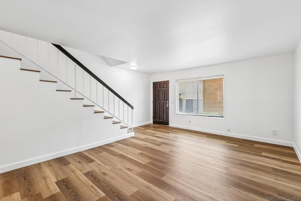 3631 Lemona Avenue D Property Photo 6