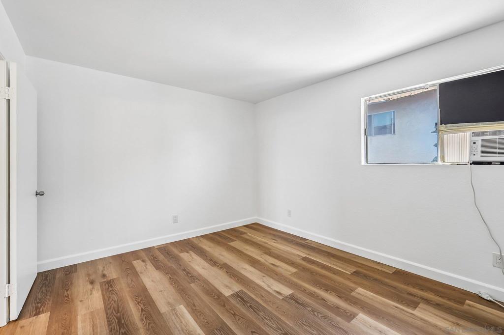 3631 Lemona Avenue D Property Photo 16