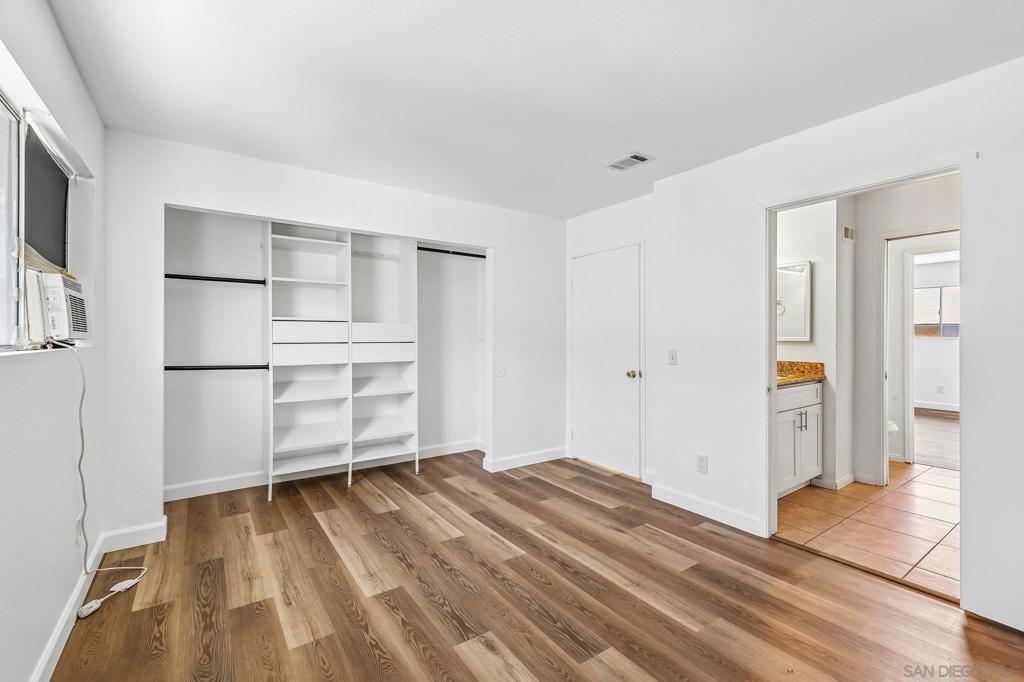 3631 Lemona Avenue D Property Photo 20
