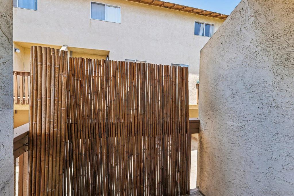 3631 Lemona Avenue D Property Photo 27