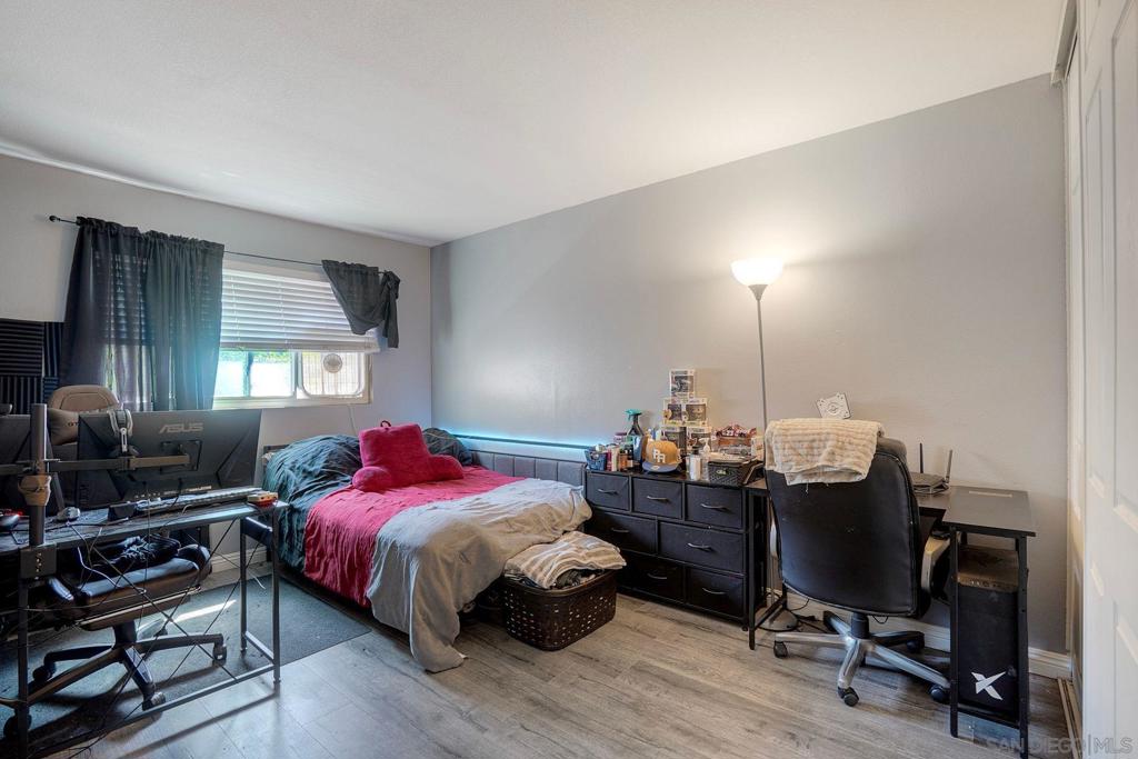 12543 Via Diego Property Photo 10