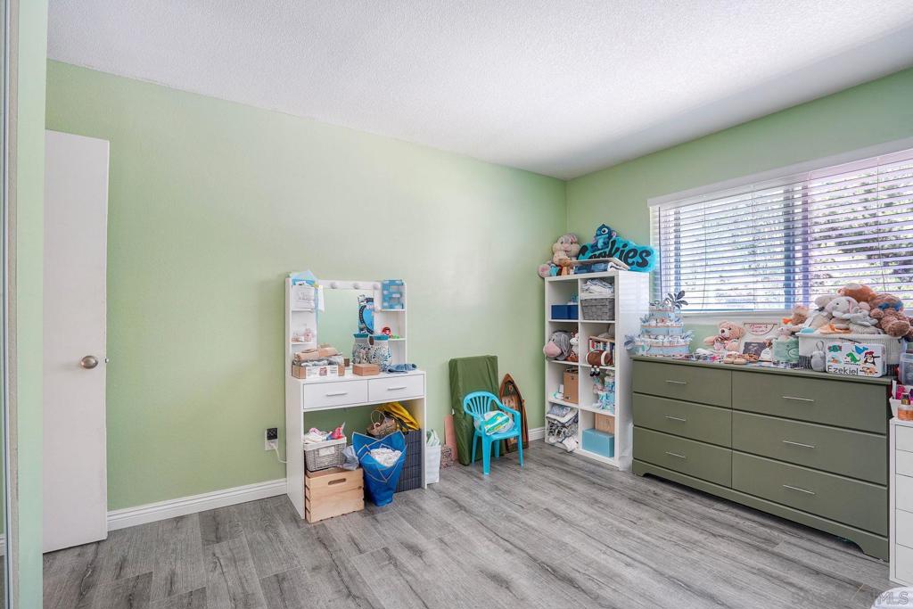 12543 Via Diego Property Photo 15
