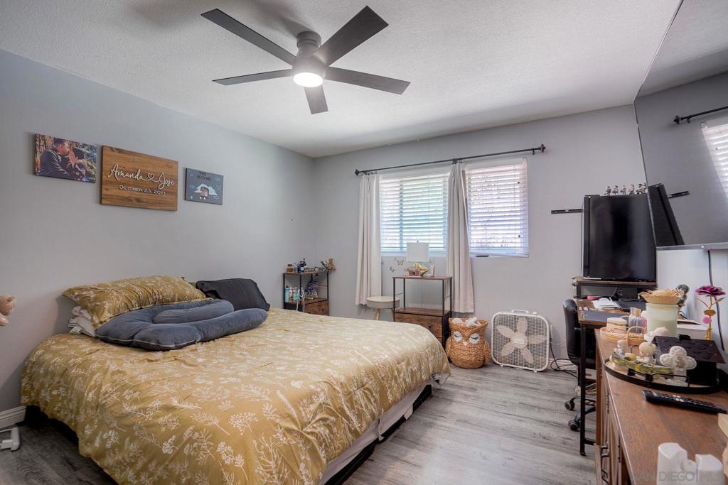 12543 Via Diego Property Photo 16