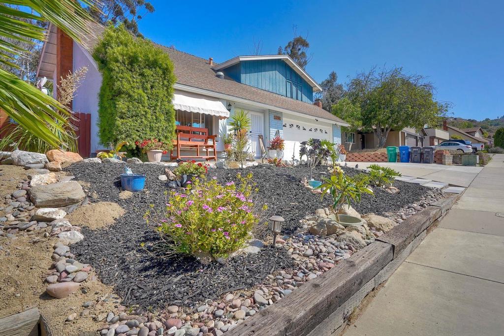 12543 Via Diego Property Photo 23