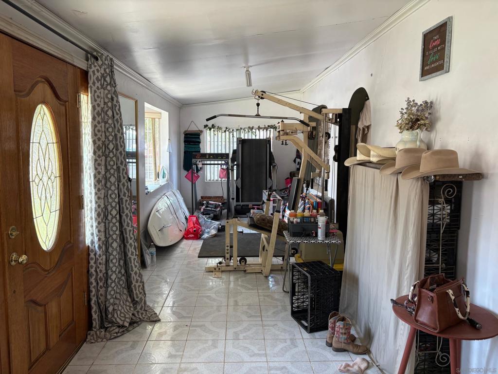 44622 Holtville Ave Property Photo 18