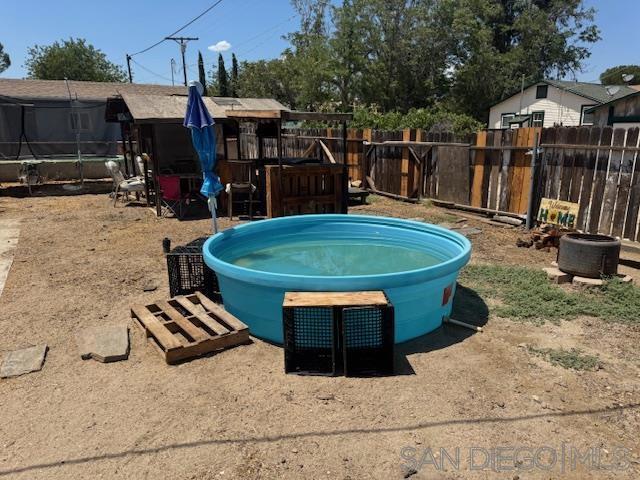 44622 Holtville Ave Property Photo 33