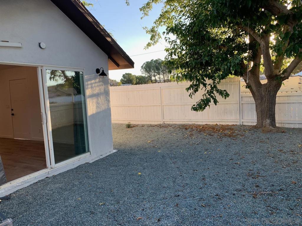 1213 Heber Street Property Photo 8