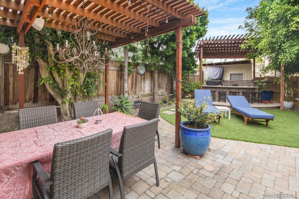 736 38 I Property Photo 7