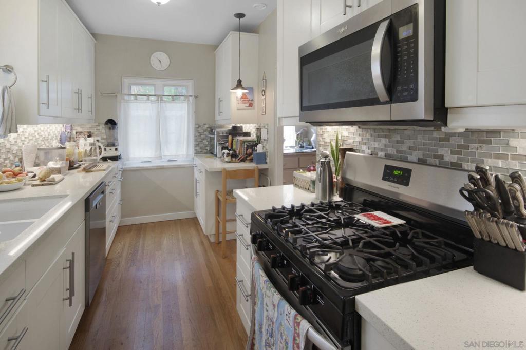 736 38 I Property Photo 12