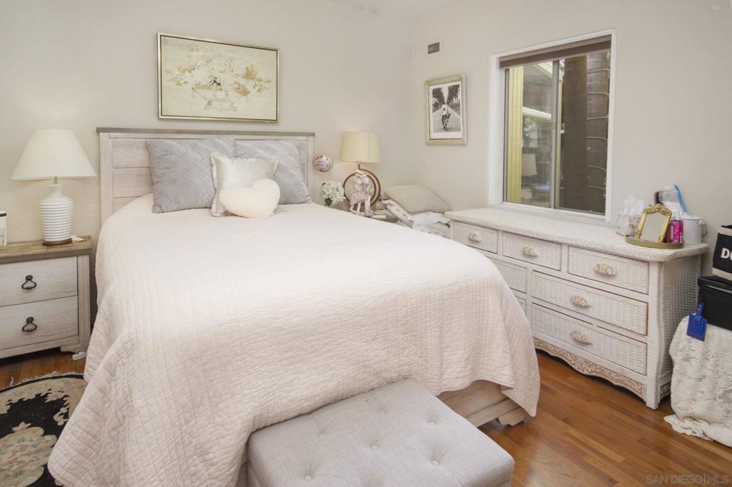 736 38 I Property Photo 15