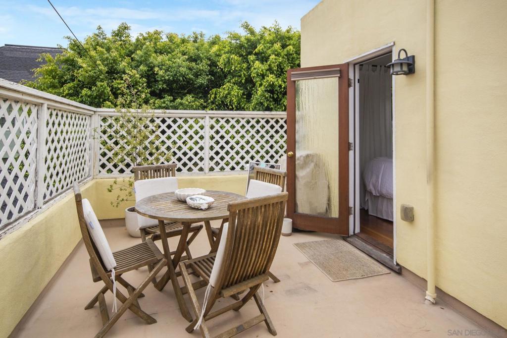 736 38 I Property Photo 18