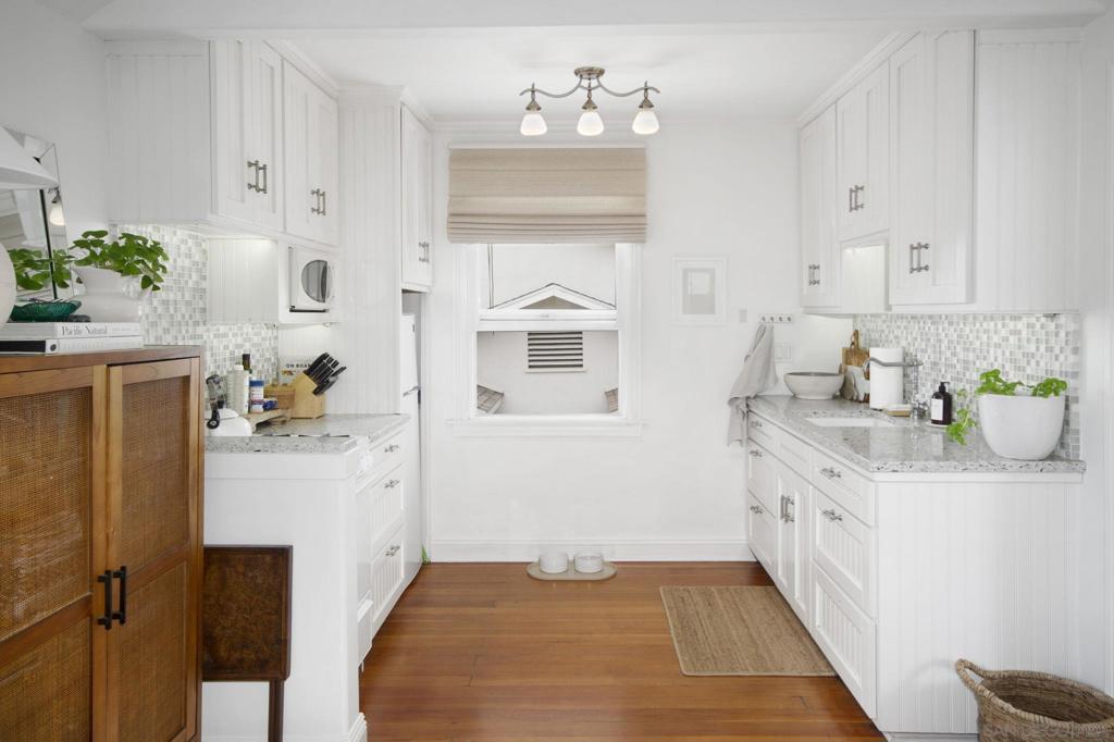 736 38 I Property Photo 20