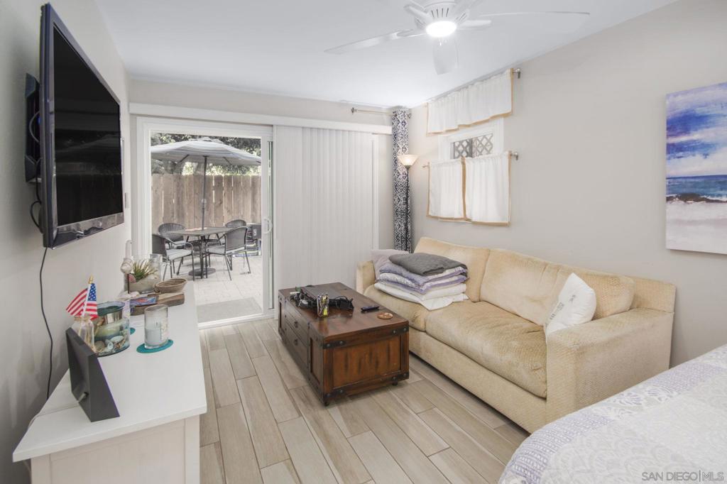 736 38 I Property Photo 27