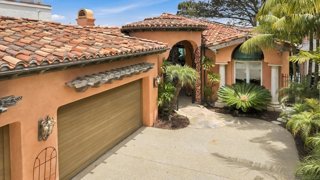 741 Rosecrans St Property Photo 70