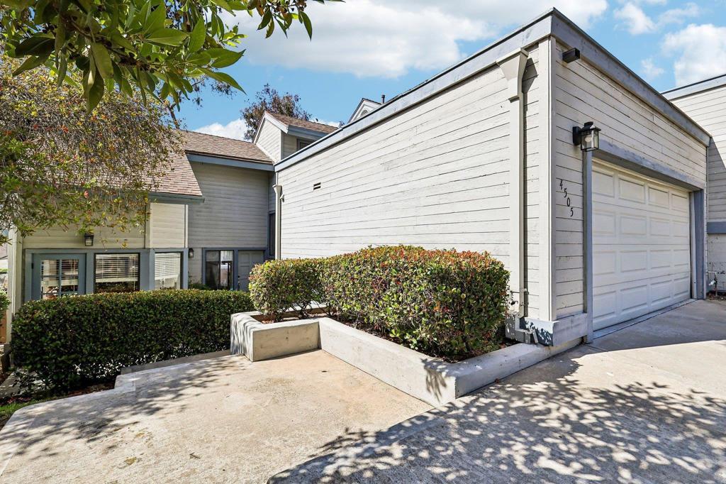 4505 Villas Dr Property Photo 5