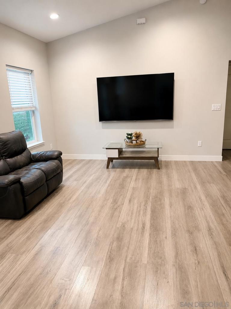 7131 Winding Way Property Photo 2