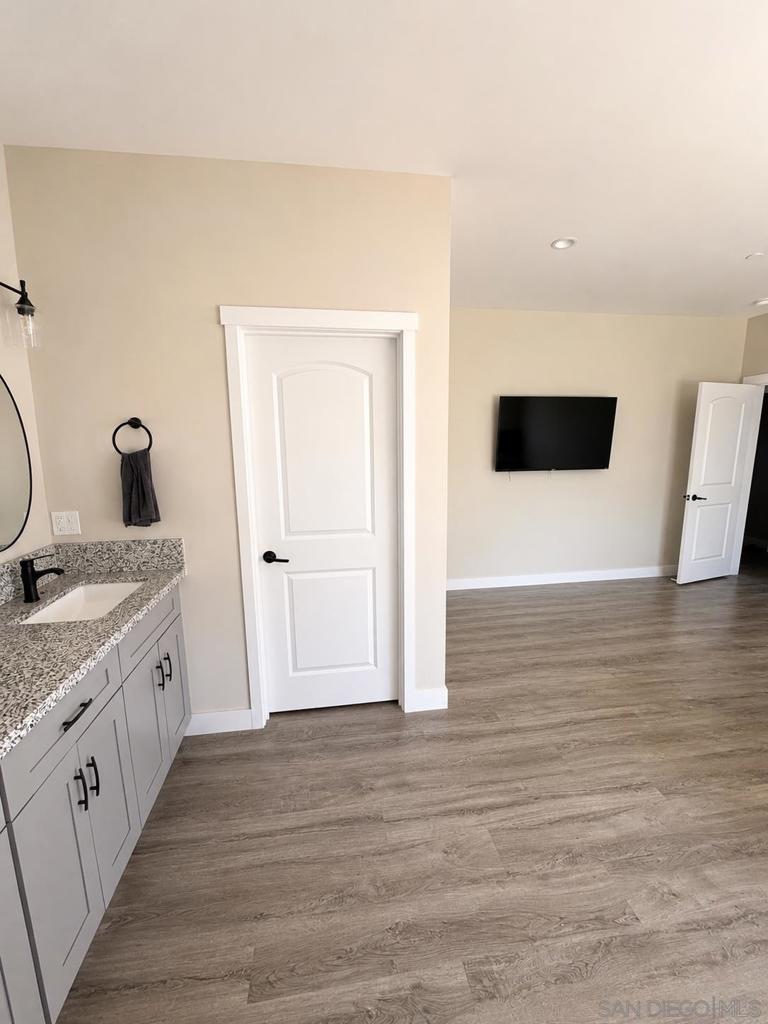 7131 Winding Way Property Photo 14