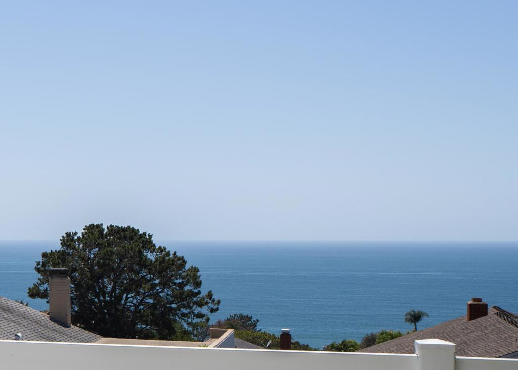2206 Place Monaco Property Photo 3