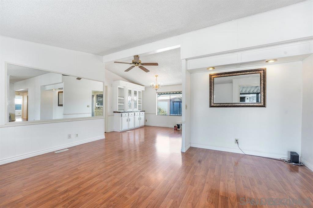 211 N Citrus Avenue #50 Property Photo 5
