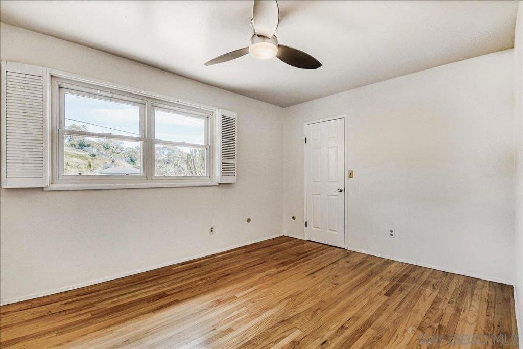 2552 Arnott Street Property Photo 18