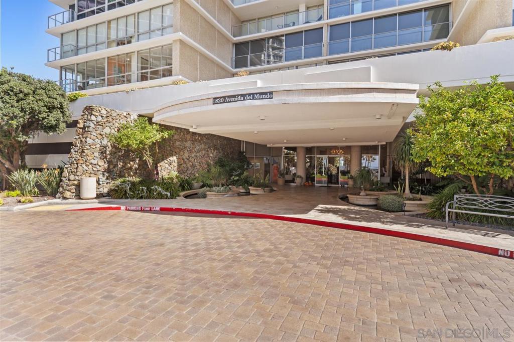1820 Avenida Del Mundo 1605 Property Photo 45
