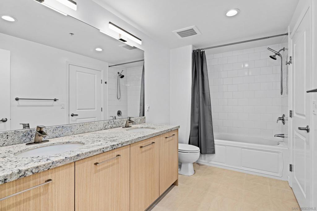 1431 Pacific Highway 519 Property Photo 12