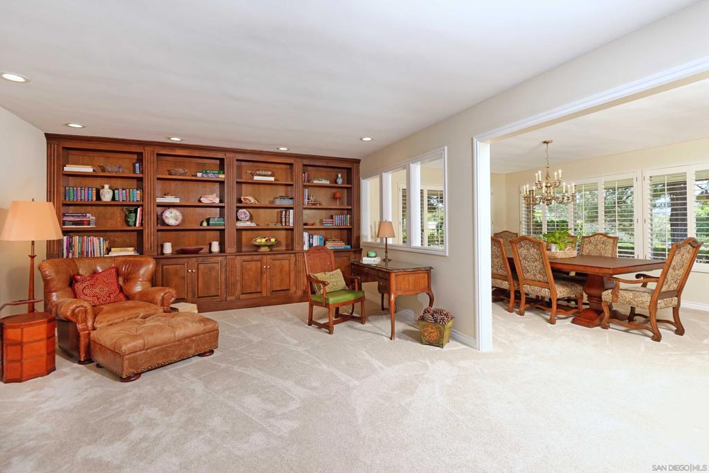 9603 La Jolla Farms Property Photo 17