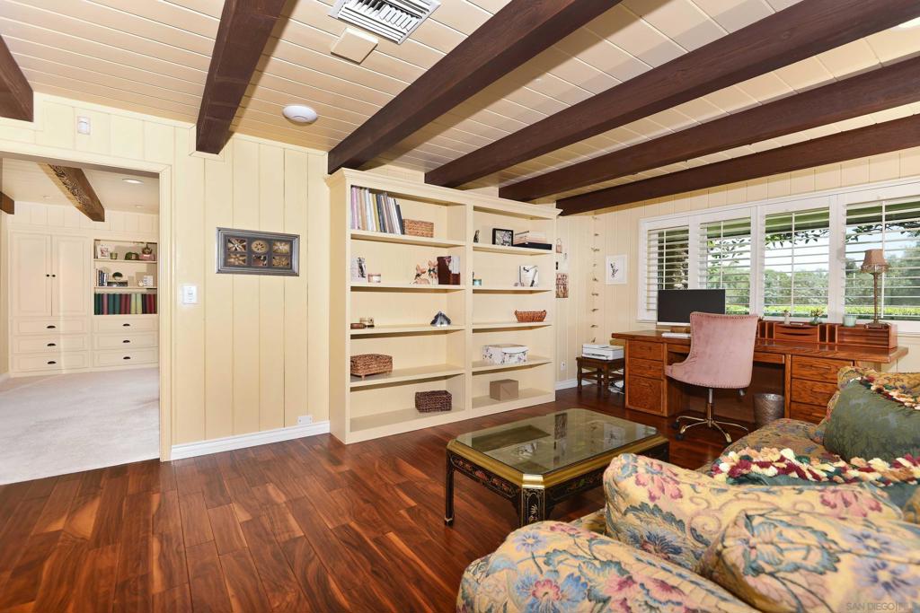9603 La Jolla Farms Property Photo 19