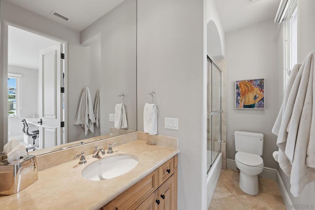 14004 Mercado Drive Property Photo 32
