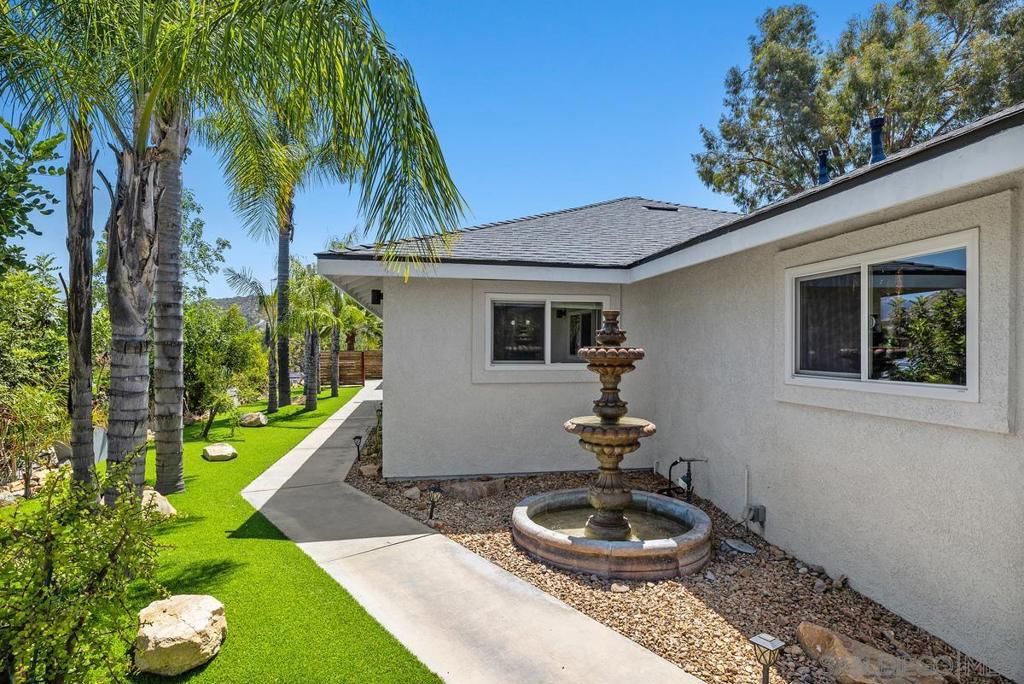 13309 Lakeview Way Property Photo 2