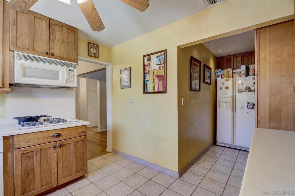 121 Shasta St Property Photo 9