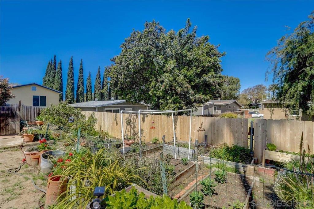 121 Shasta St Property Photo 19