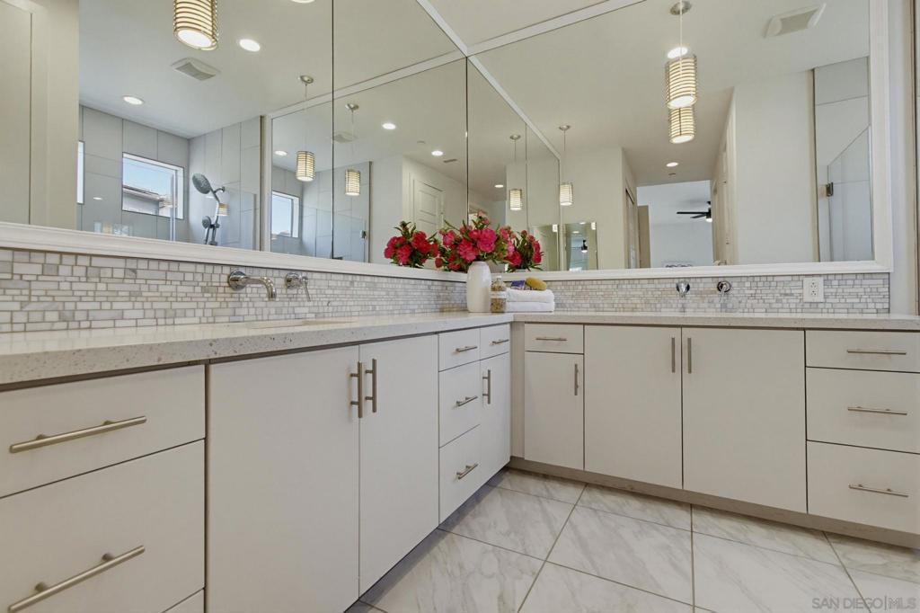 8442 Distinctive Dr. Property Photo 22