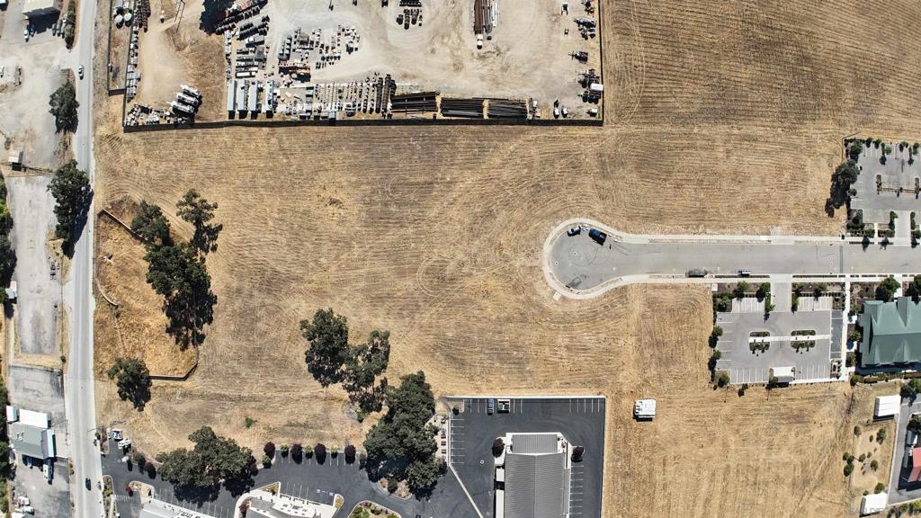 Cow Meadown Place Property Photo 1