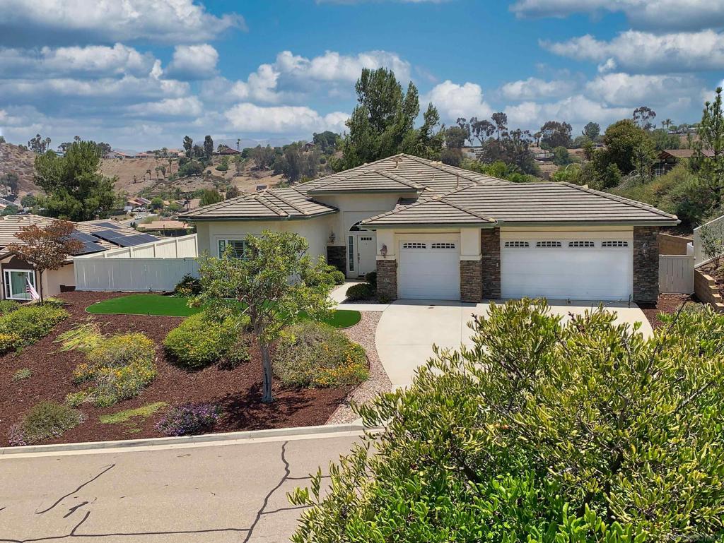 8836 Diamondback Dr Property Photo