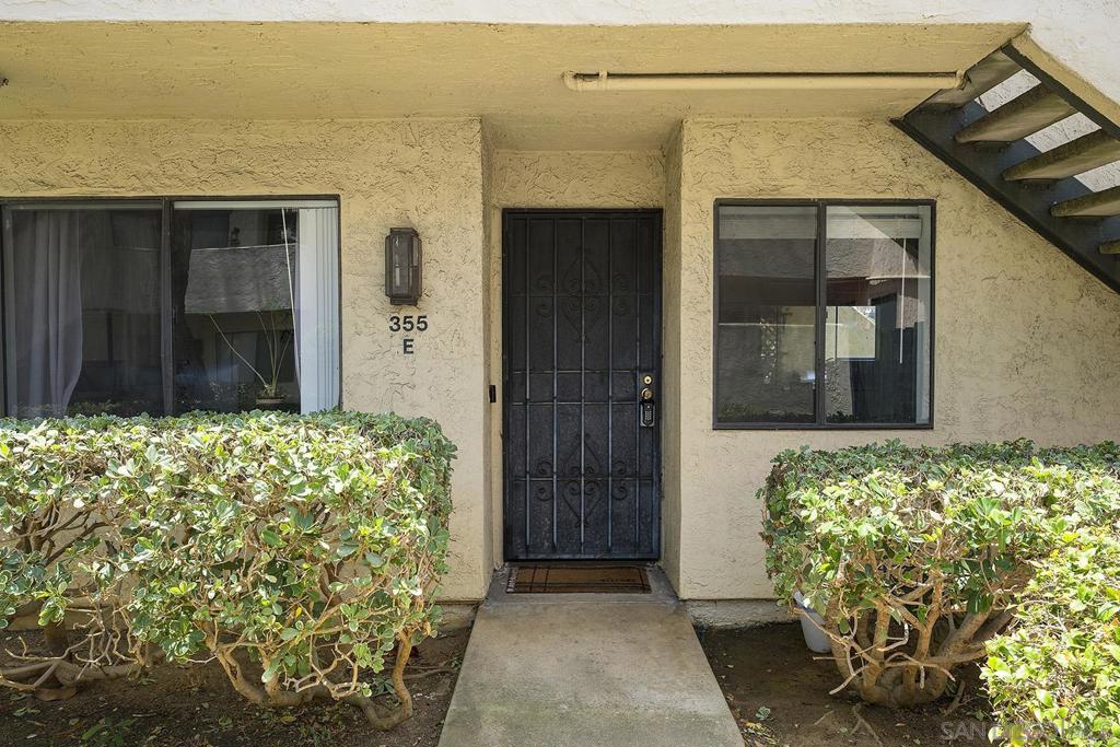 355 N Melrose Dr N E Property Photo 29