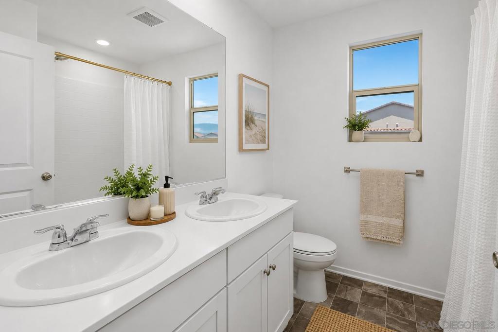 4872 Goldfinch Property Photo 30