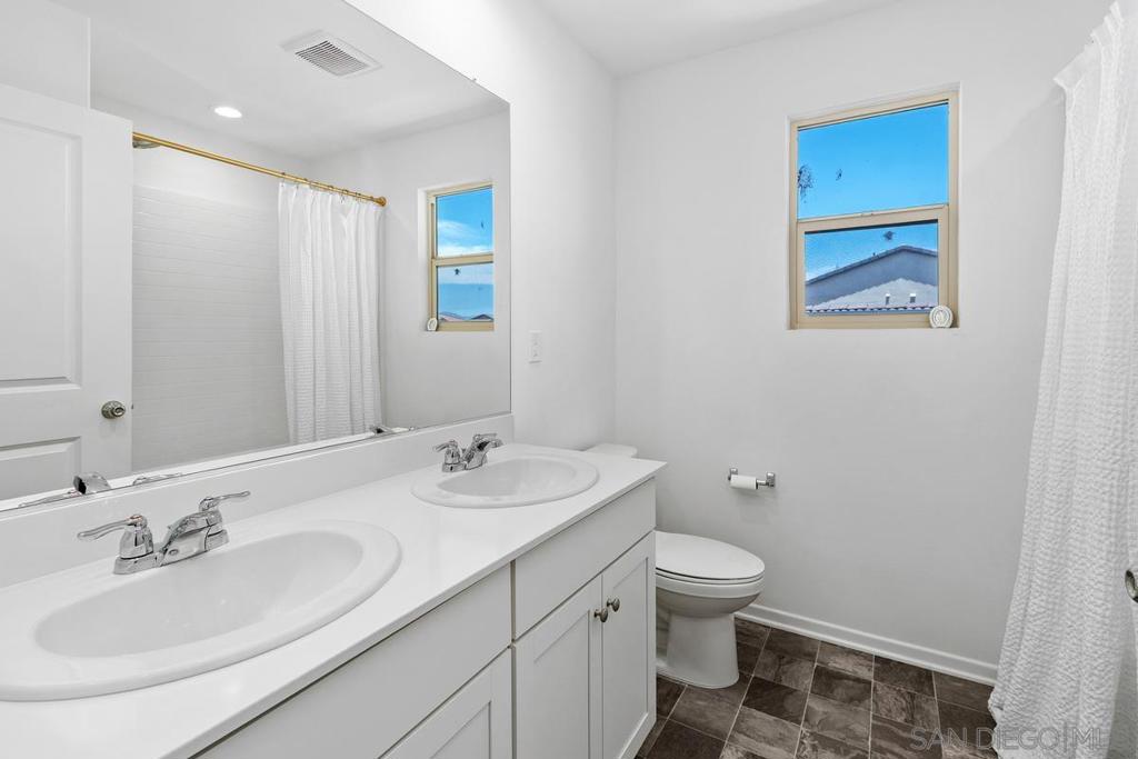 4872 Goldfinch Property Photo 31