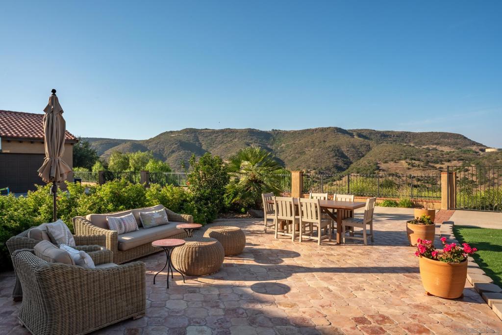 24922 Terreno Drive Property Photo 18