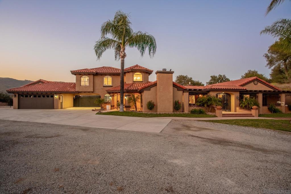 24922 Terreno Drive Property Photo 46