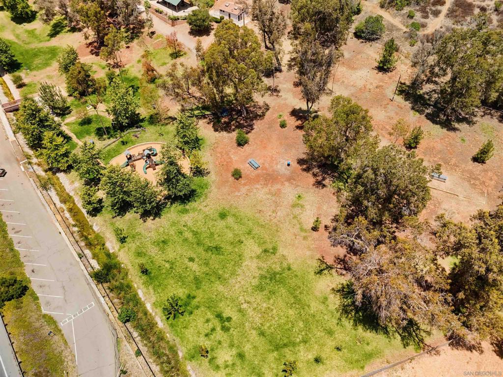 9111 Tropico Dr Property Photo 61