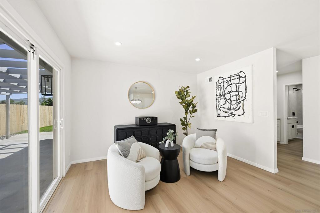 12437 Ridgeton Dr Property Photo 15