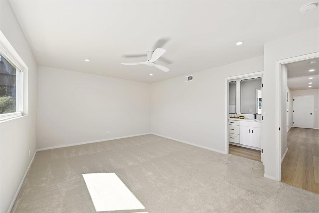 12437 Ridgeton Dr Property Photo 23