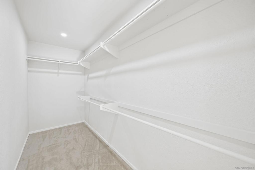 12437 Ridgeton Dr Property Photo 24