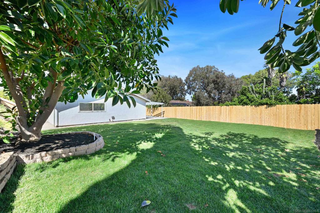 12437 Ridgeton Dr Property Photo 31